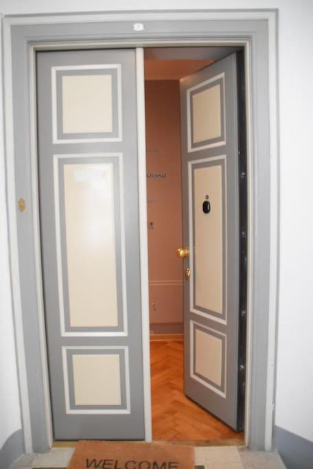Residence Montanelli Triest Exterior foto