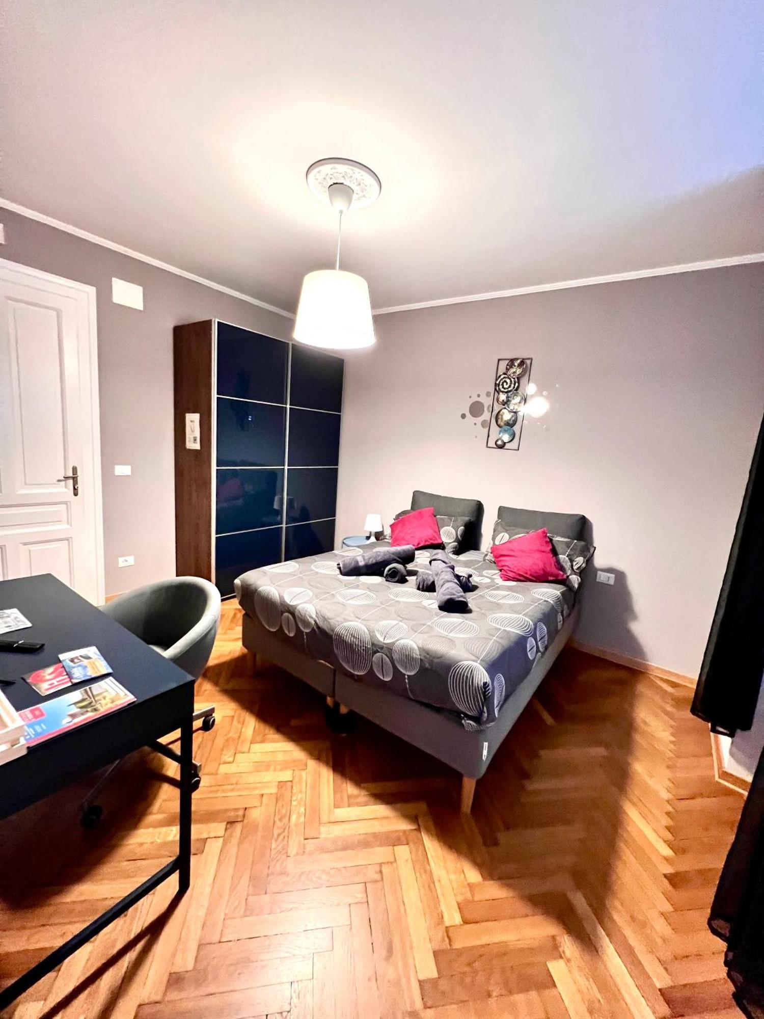 Residence Montanelli Triest Exterior foto
